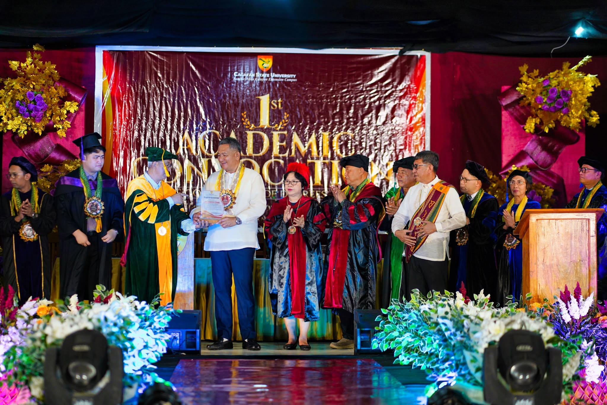 GRAD-AT-CALAYAN-PHOTOSET photo 30